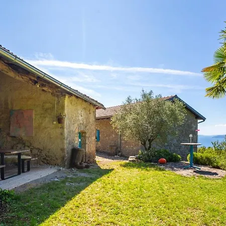 Celestina By Guide 别墅