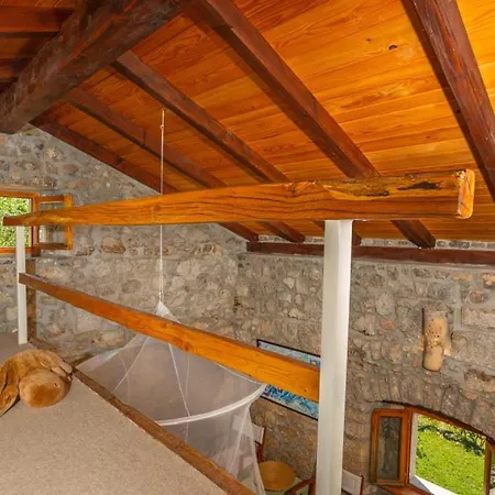 Celestina By Guide * Ičići