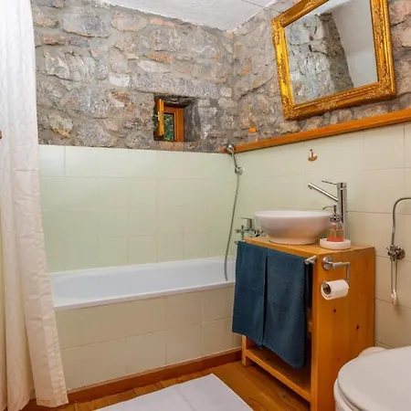 别墅 Celestina By Guide *