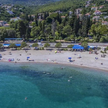 别墅 Celestina By Guide *